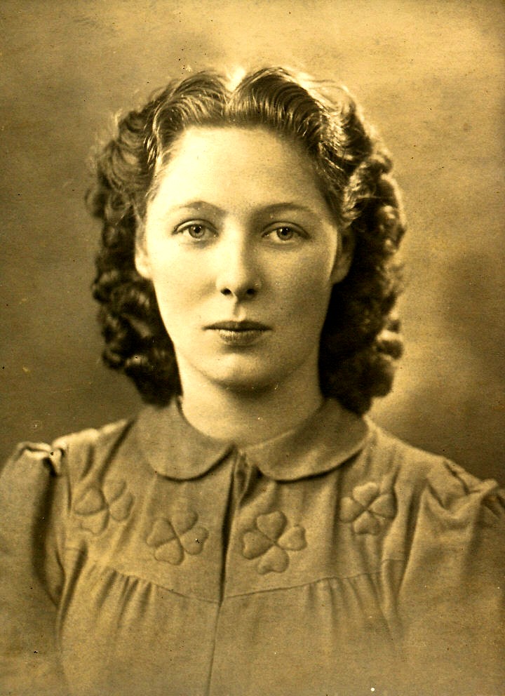 Joyce Farthing